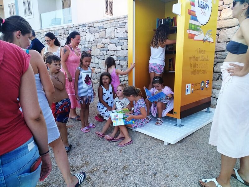 Godišnjica otvaranja plažne knjižnice